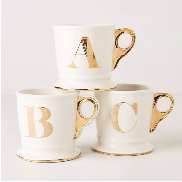 Anthropologie Limited Edition Golden Monogram Mug in Letter 'M' 13 oz - Picture 5 of 8